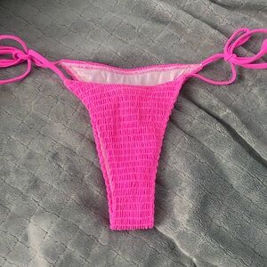 Bikini bottoms